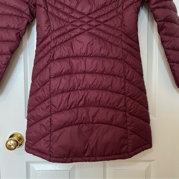 [BNWOT] Lolë Long Lightweight Down Puffer Shell Jacket Burgundy - Size XS - Picture 11 of 16